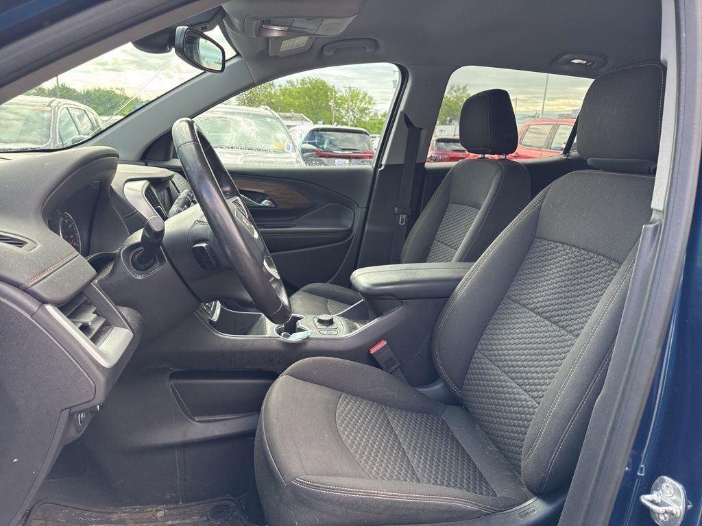 Used 2020 Emerald Metallic GMC SLE image 7