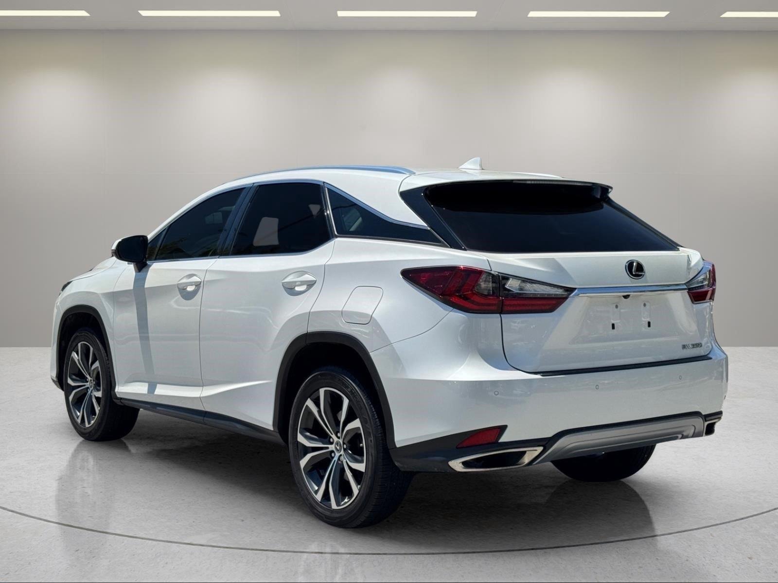 Used 2022 Eminent White Pearl Lexus RX 350 image 3