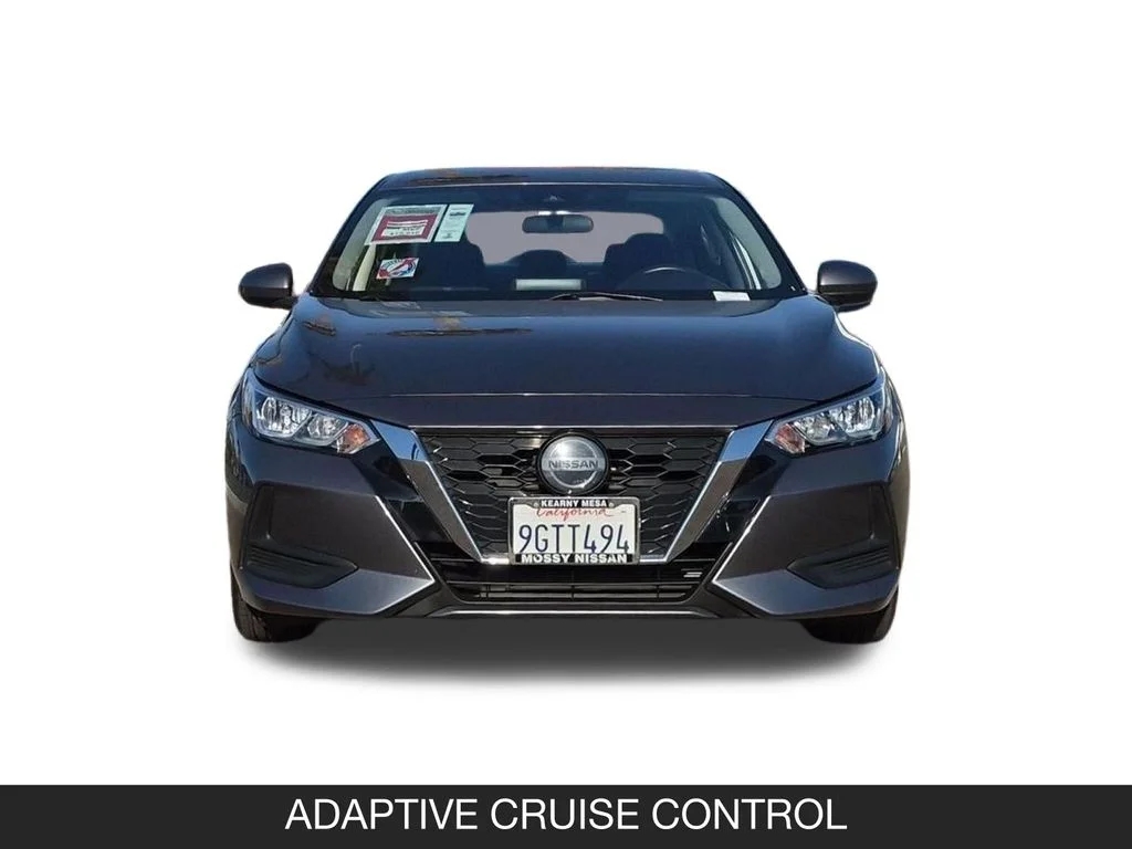 Used 2023 Gray Nissan SV image 4