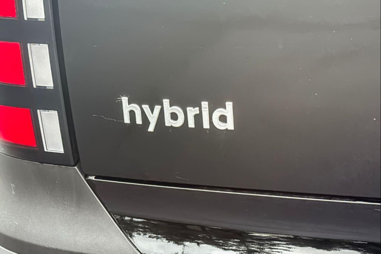 New 2027 Black Hyundai SEL 7P image 38