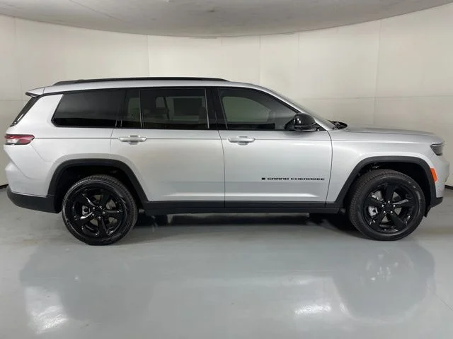 2025 Jeep Grand Cherokee L Limited - Photo 9