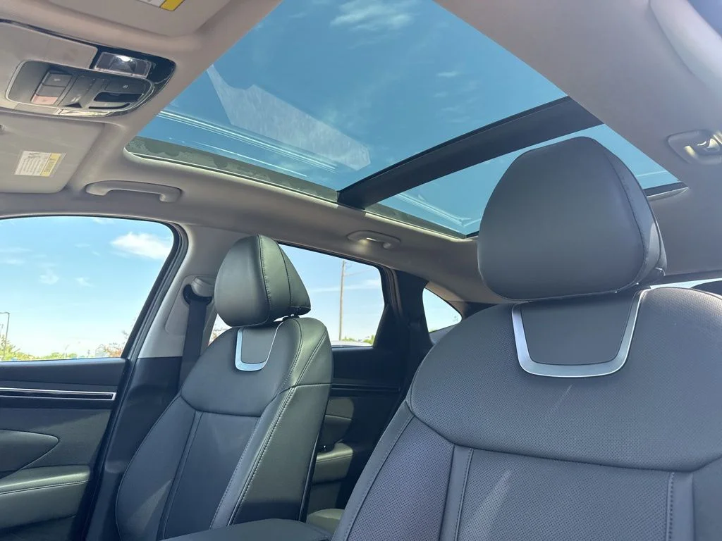 Used 2024 Hampton Gray Hyundai Limited image 14