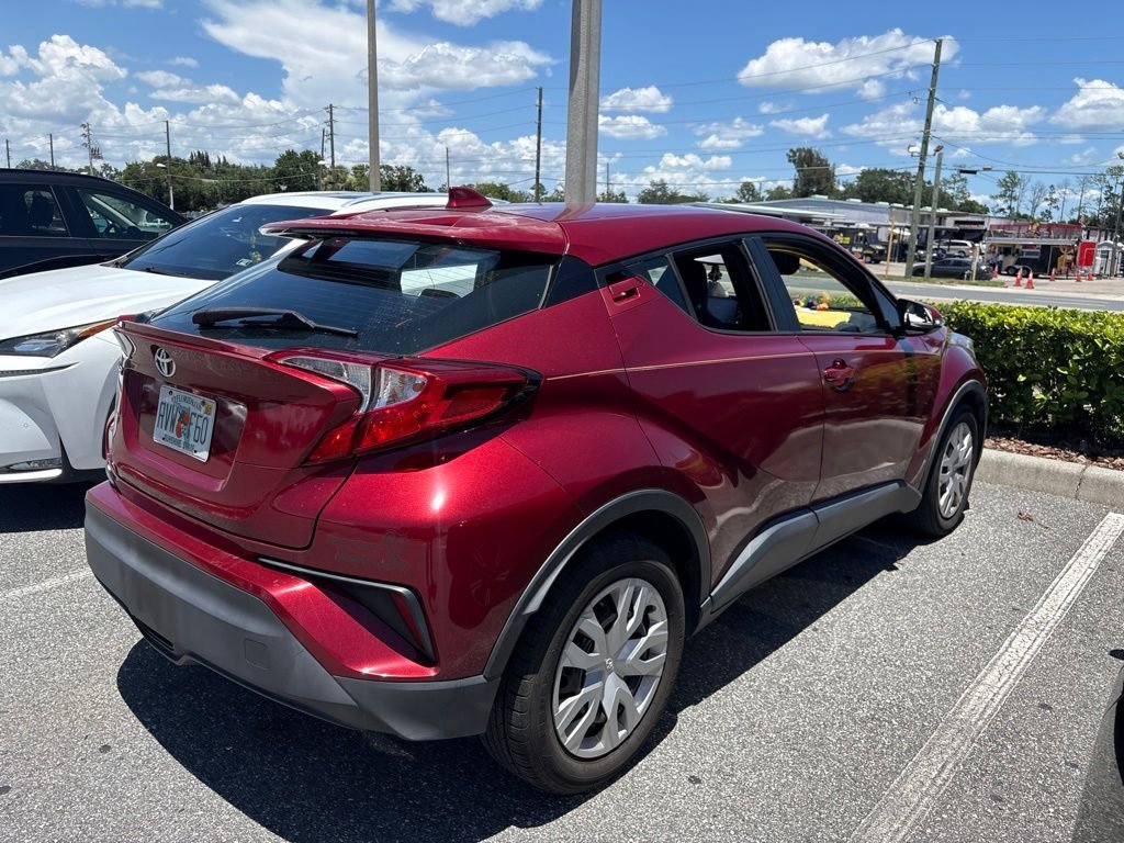 Used 2019 Red Toyota LE image 3