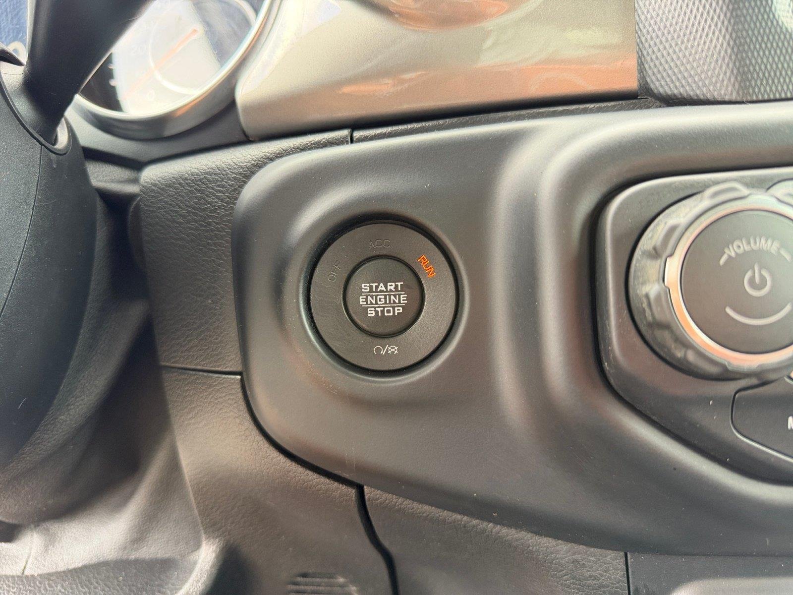 2019 Jeep Wrangler Unlimited Sahara - Photo 25