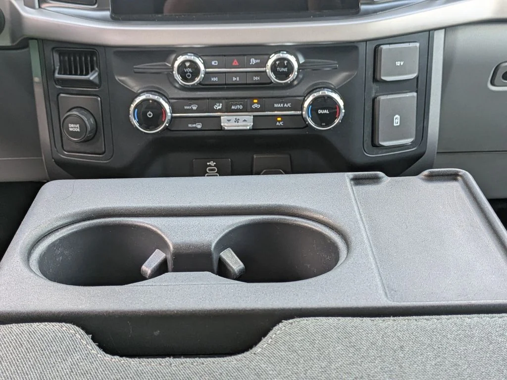 Used 2025 Black Ford XLT image 19