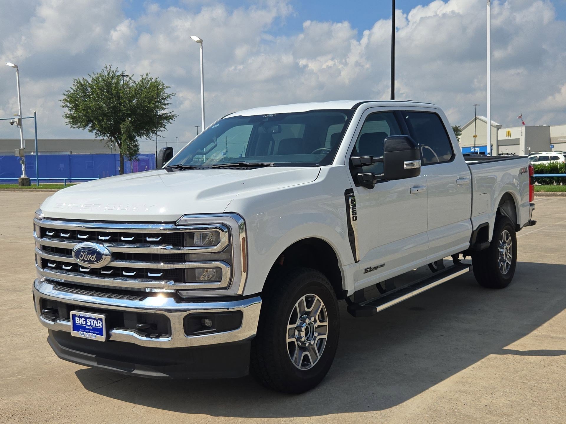Used 2025 Oxford White Ford LARIAT image 7