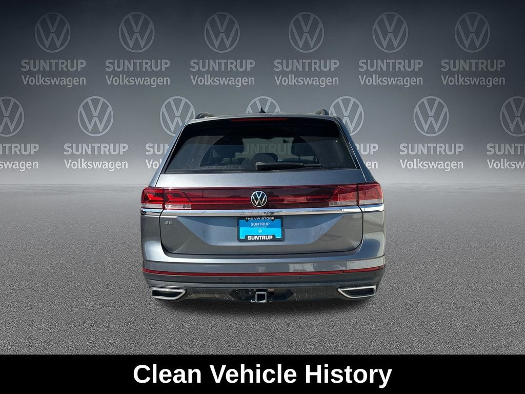 Used 2024 Gray Volkswagen 2.0T SE w/Technology image 6