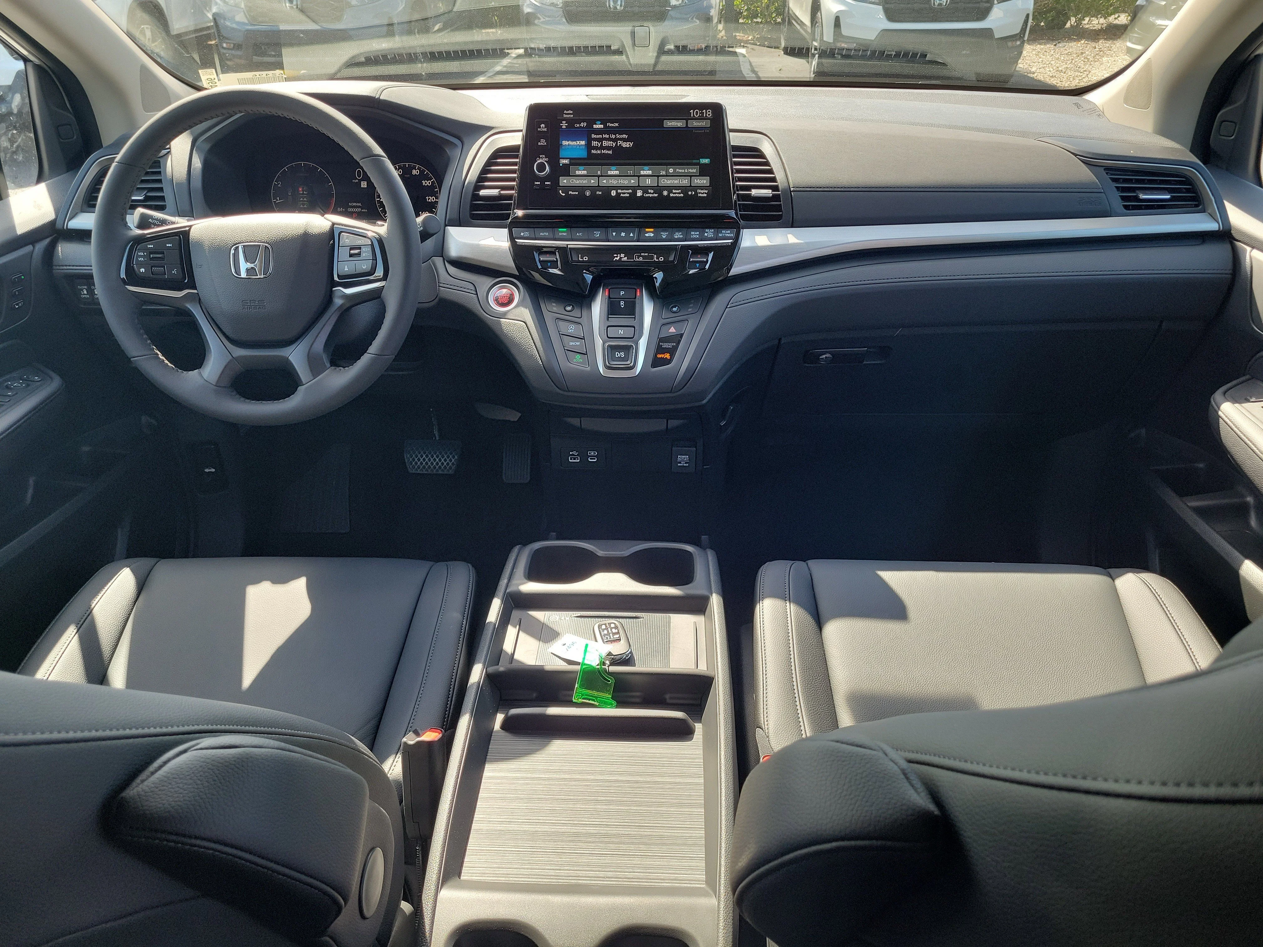 New 2026 Platinum White Pearl Honda EX-L image 2