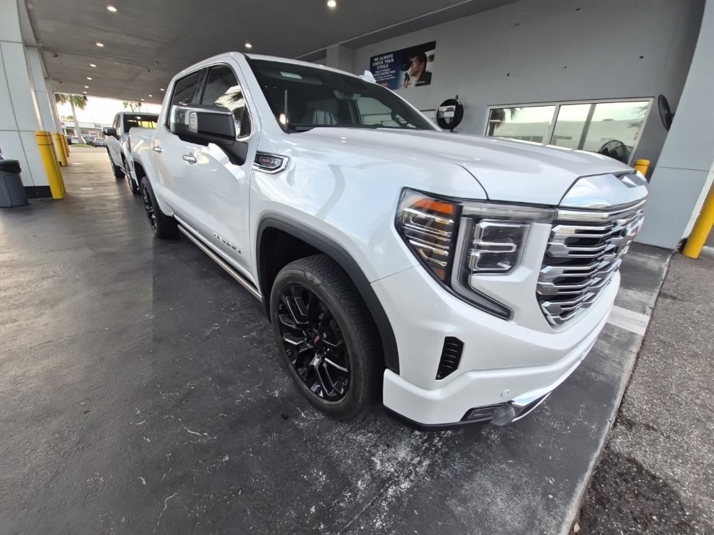 2023 GMC Sierra 1500 Denali