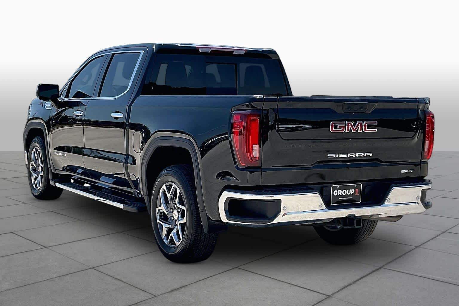 Used 2026 Onyx Black GMC SLT image 12
