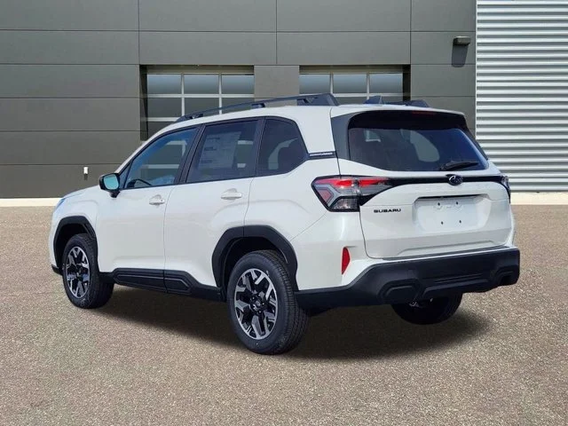 New 2026 CRYSTAL WHITE PEARL Subaru Premium image 28