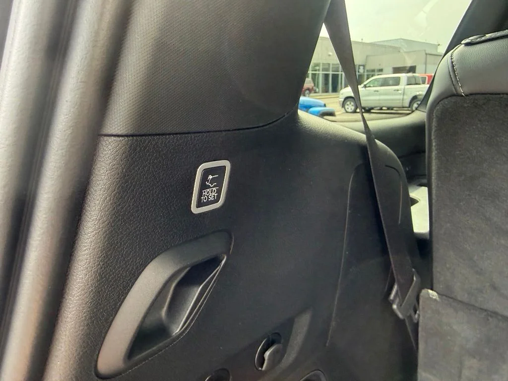 New 2026 Fathom Blue Pearlcoat Jeep Upland image 51
