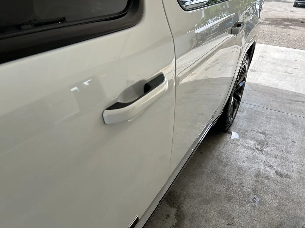 Used 2025 White/off-white Jeep Series III image 17