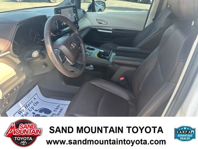2023 Toyota Sienna Platinum - Photo 11