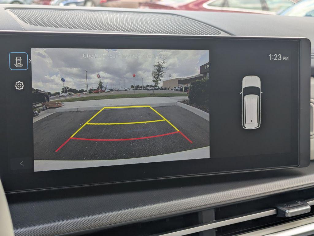 New 2026 White Hyundai SE FWD image 21