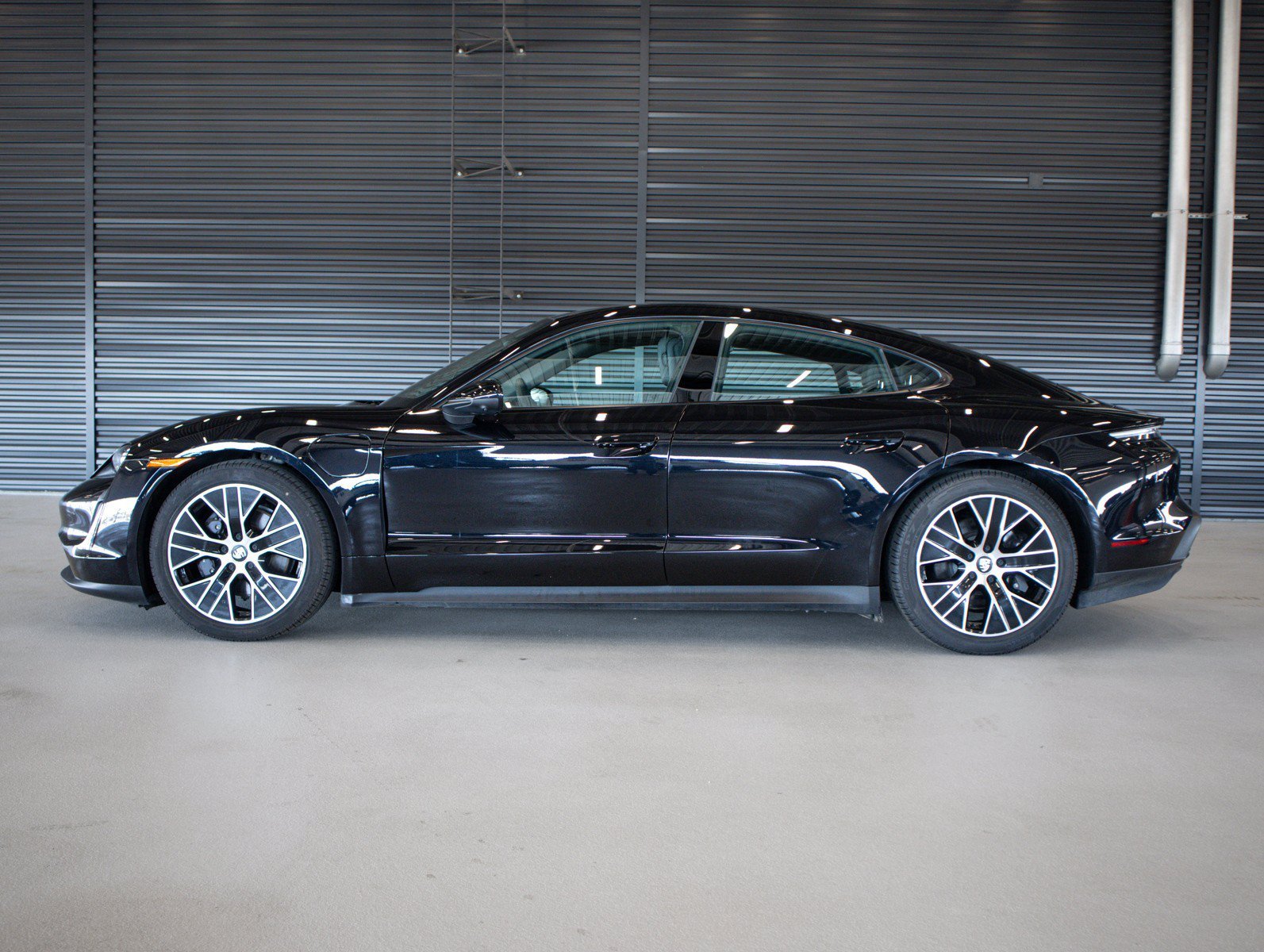 Certified Used 2023 Jet Black Metallic Porsche  image 7