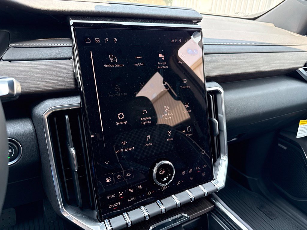 2026 GMC Acadia Denali - Photo 28