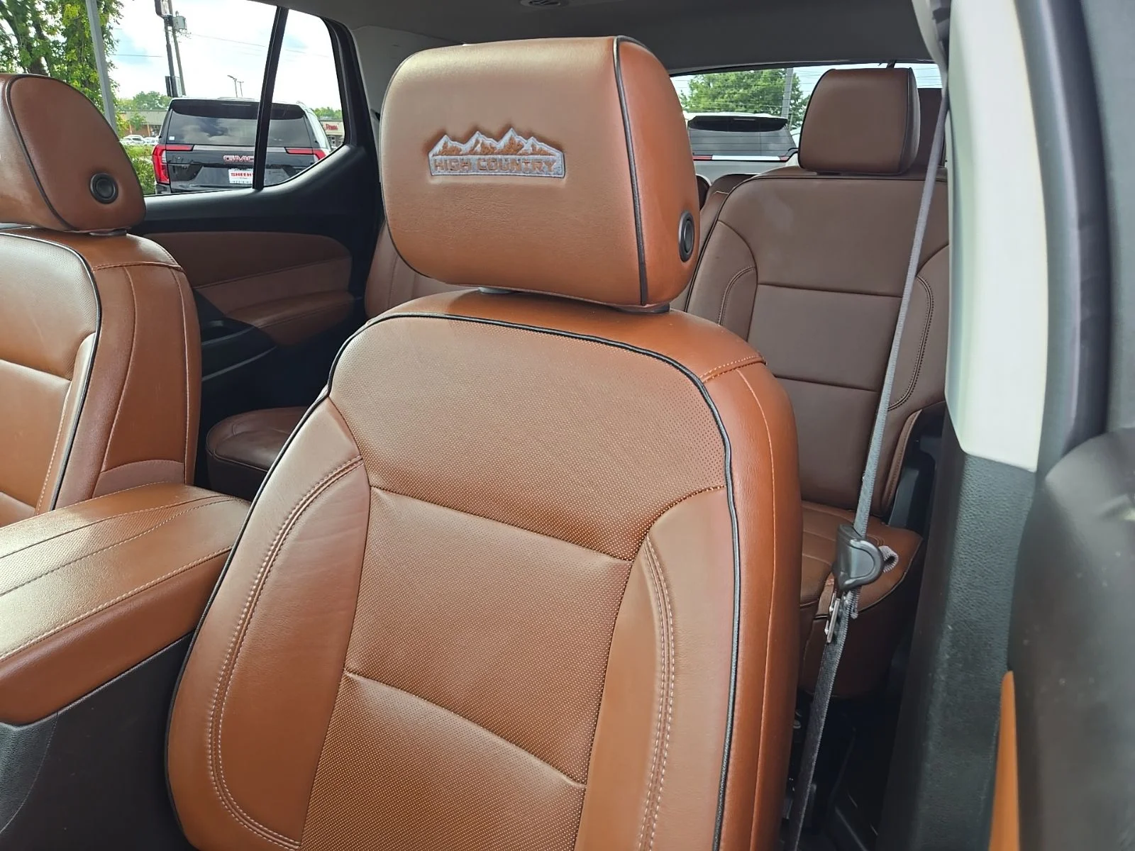 Used 2020 Red Chevrolet High Country image 40