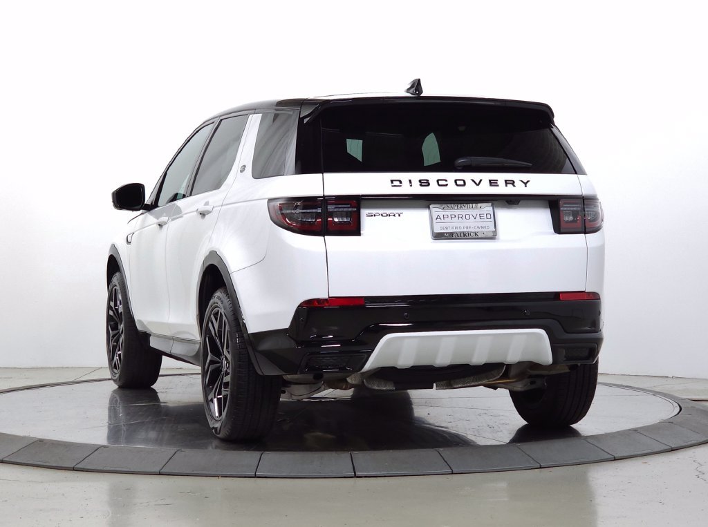 Certified Used 2026 White Land Rover Landmark image 3