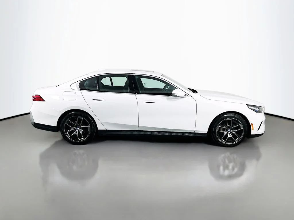 Used 2026 White BMW 530i xDrive image 8