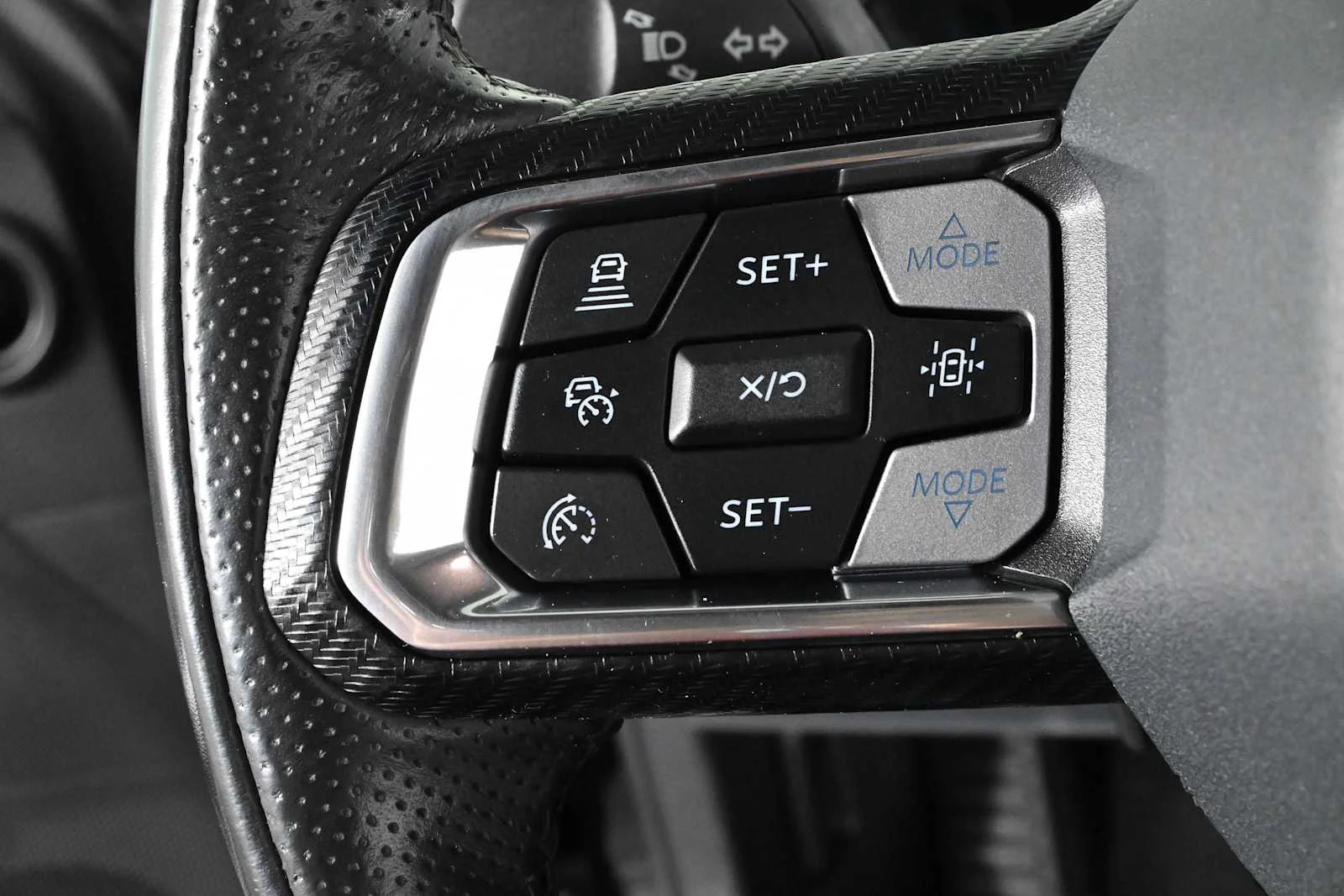 Used 2024 Shadow Black Ford EcoBoost Premium image 22