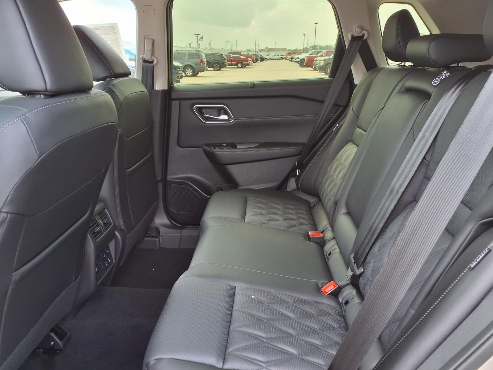 2026 Nissan Rogue Platinum Silver at Robbins Nissan