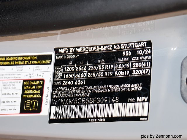 Certified Used 2025 MANUFAKTUR Alpine Grey Mercedes-Benz GLC 350e image 40