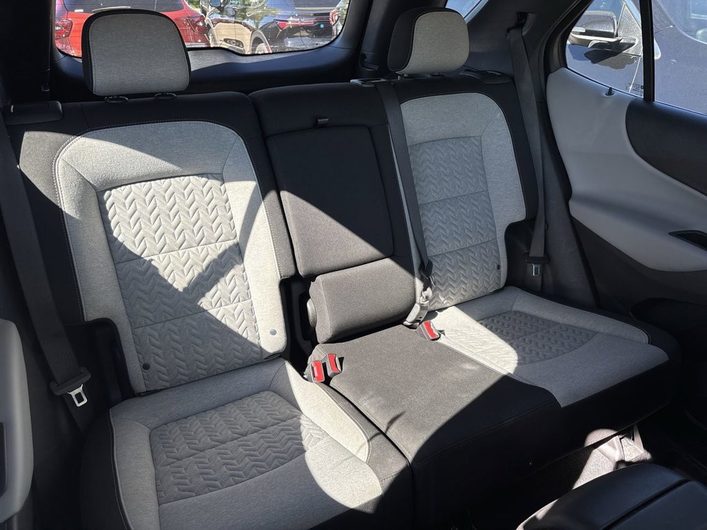 2022 Chevrolet Equinox LT - Photo 31