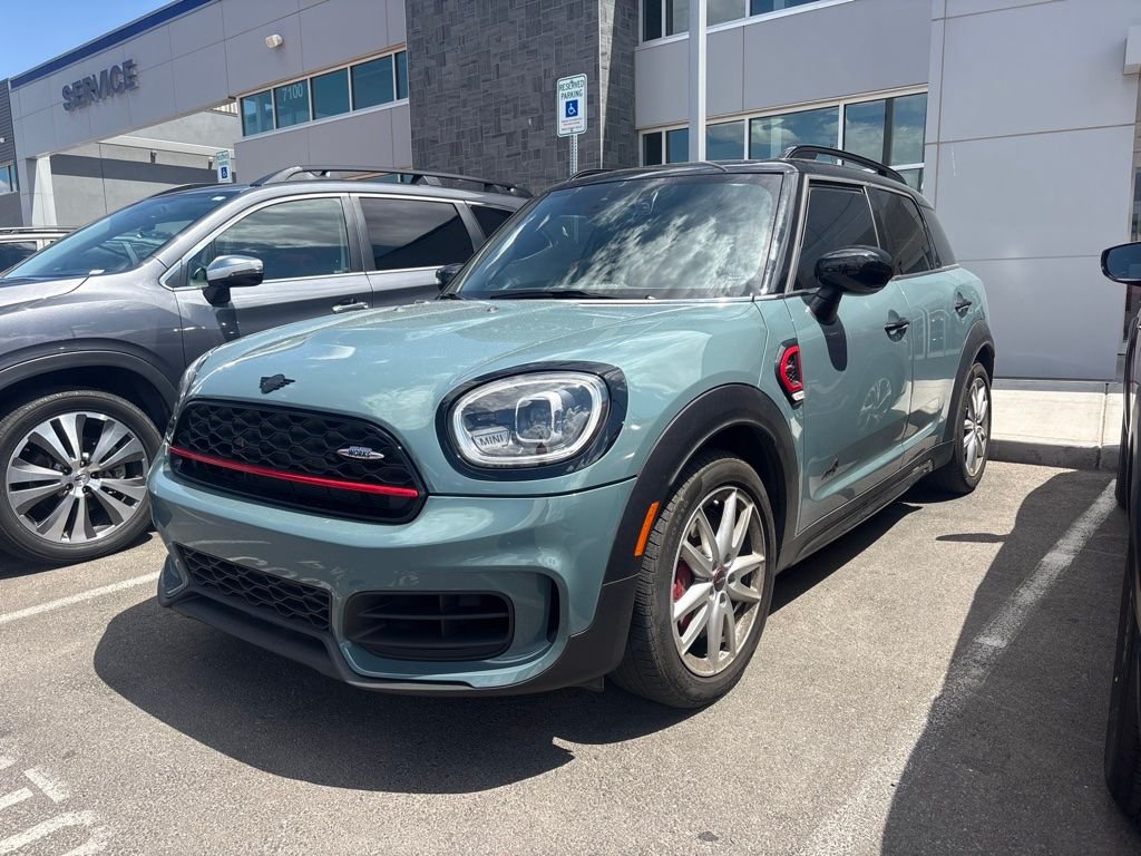 Used 2024 Green MINI Base image 1