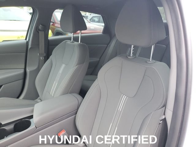 Certified Used 2025 White Hyundai SEL Convenience image 11