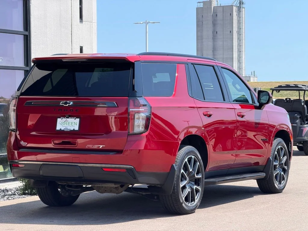 Used 2021 Red Chevrolet RST image 5