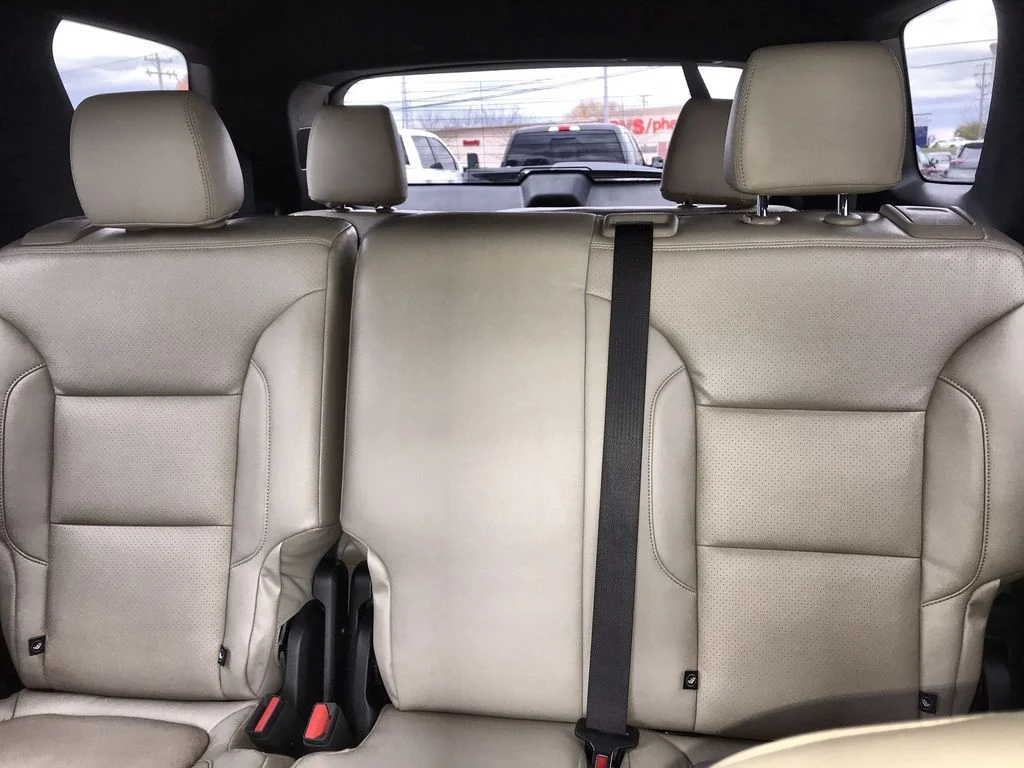 Used 2023 White Chevrolet LT image 20