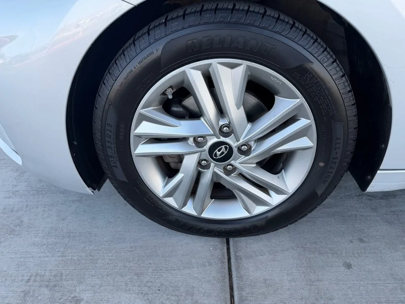 Used 2020 Symphony Silver Hyundai SEL image 31