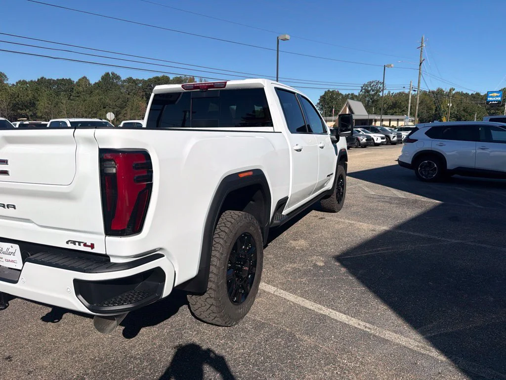New 2026 Summit White GMC AT4 image 5