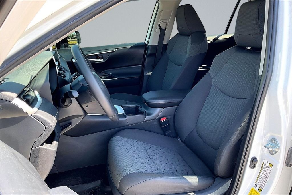 Used 2023 White Toyota XLE image 24