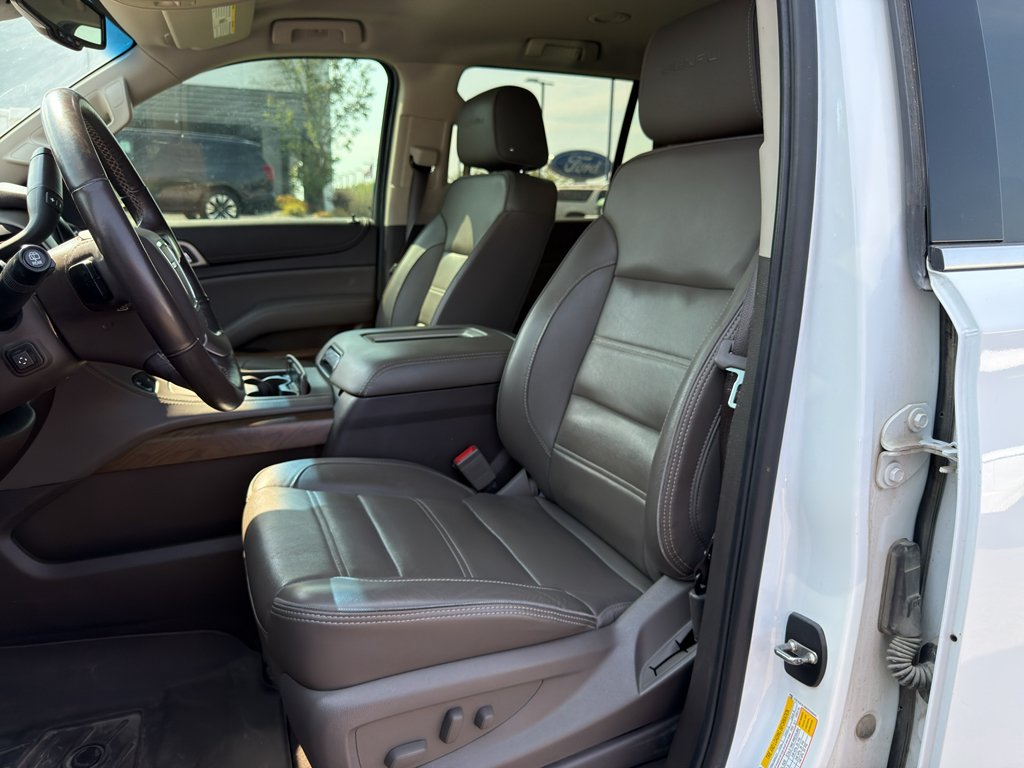 Used 2019 Summit White GMC Denali image 9