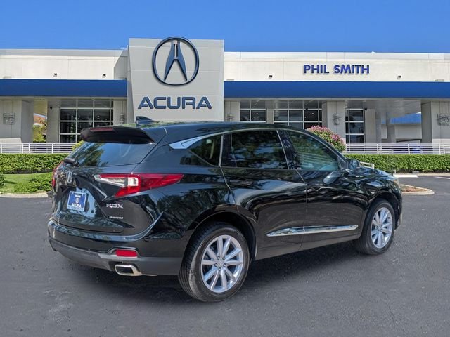 Used 2024  Acura Base image 5