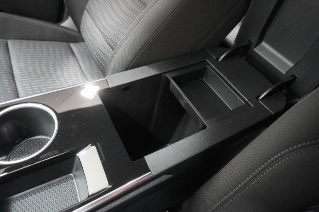 2027 Chevrolet Equinox LT - Photo 31