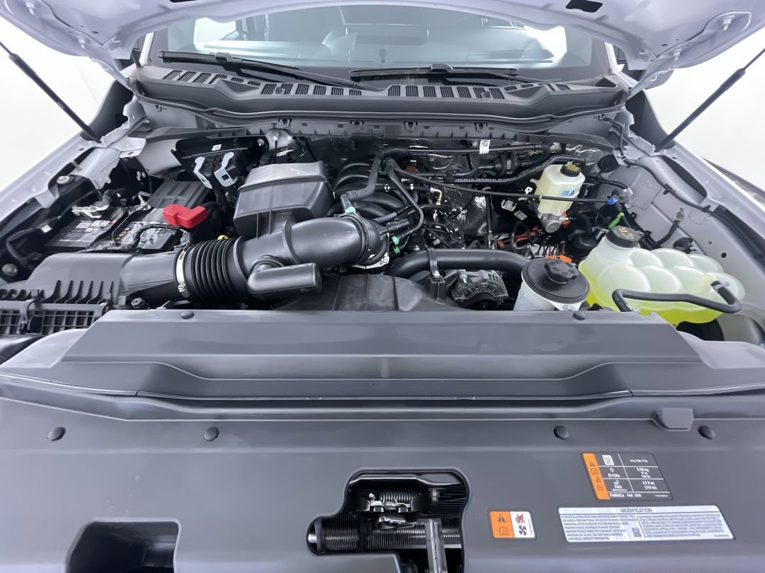 New 2026 Oxford White Ford XL image 27