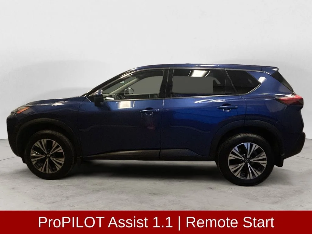 Used 2021 Caspian Blue Nissan SV image 2