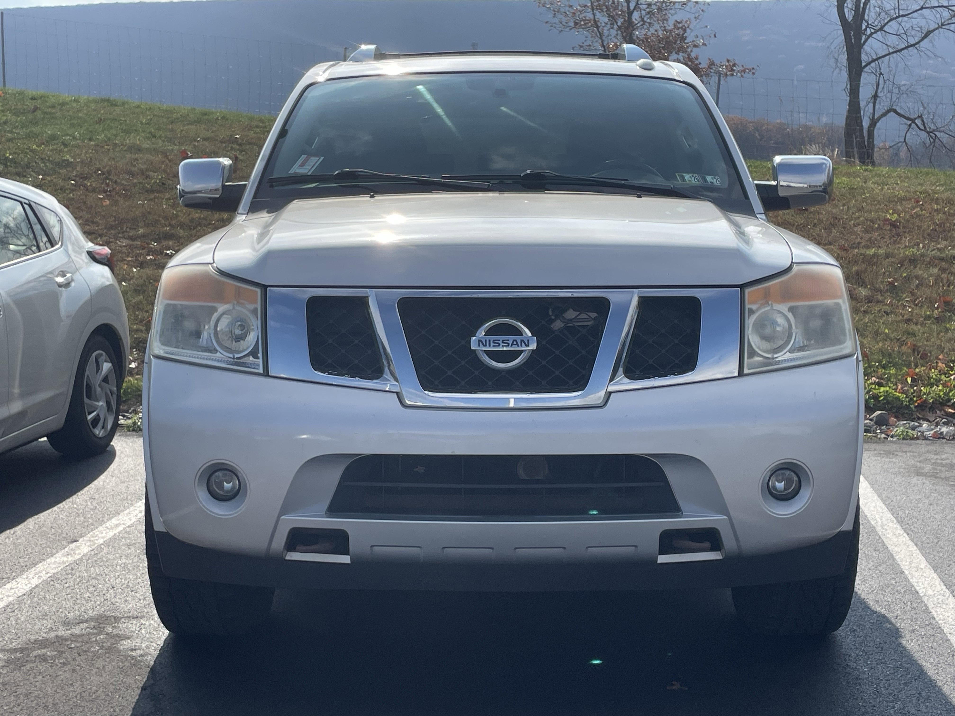 2014 Nissan Armada SL photo 4