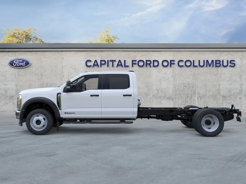 New 2026 Oxford White Ford F-550® XL image 40