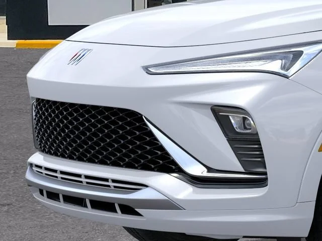 New 2026 White Frost Tricoat Buick Avenir image 13