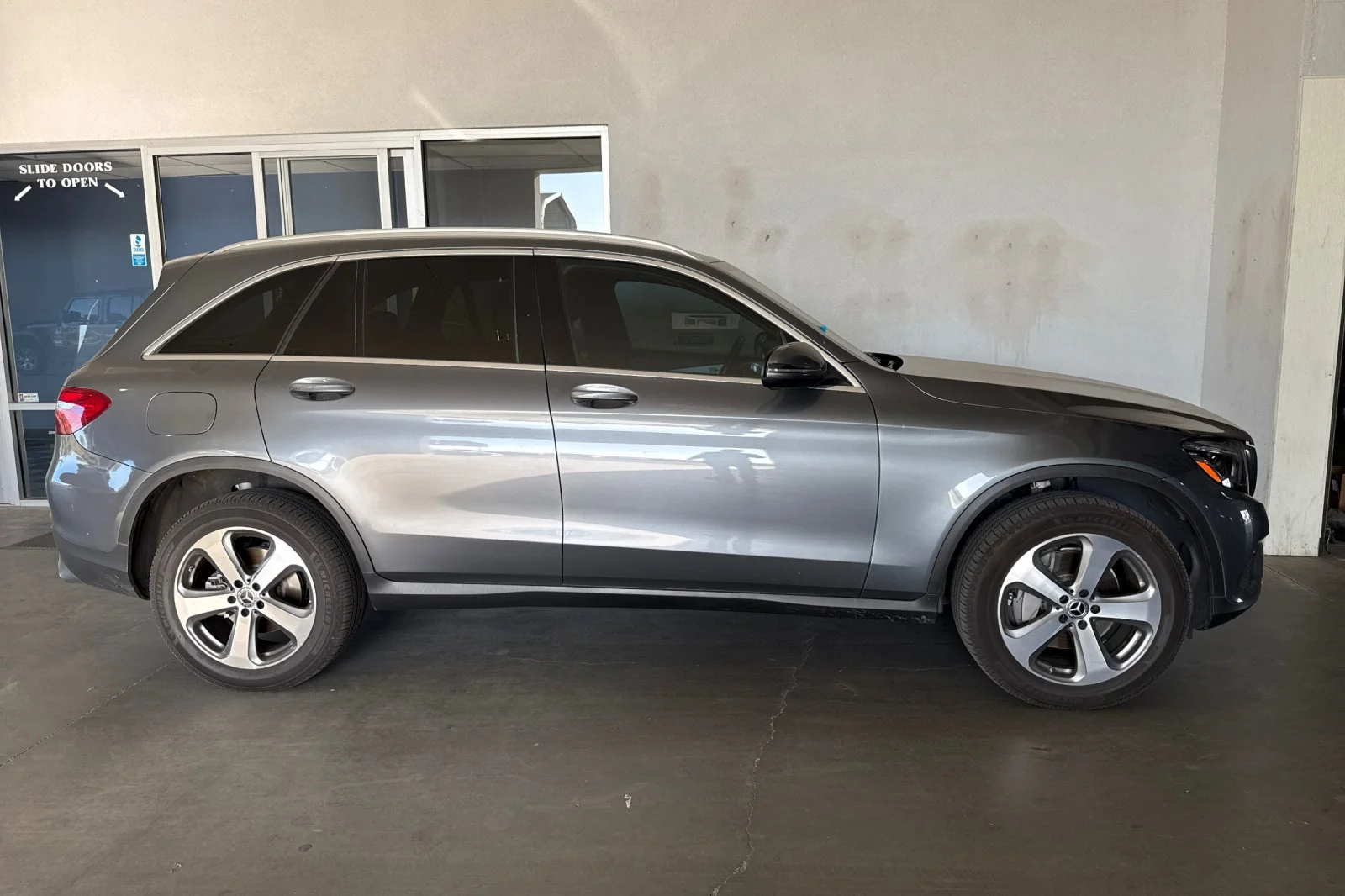 Used 2019 Gray Mercedes-Benz GLC 300 image 3
