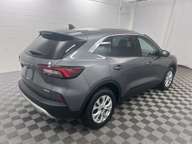 Used 2023 Gray Ford Active image 5