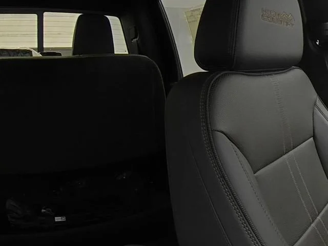 2026 Chevrolet Silverado 2500 HD High Country - Photo 23