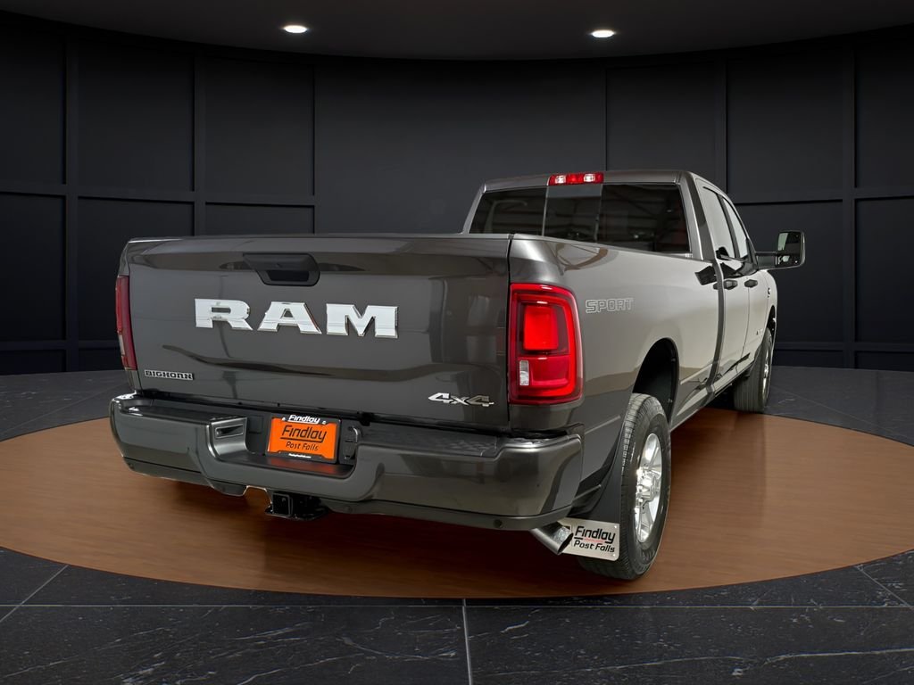 New 2026 Granite Crystal Metallic Clear-Coat Exterior Paint RAM Laramie image 5