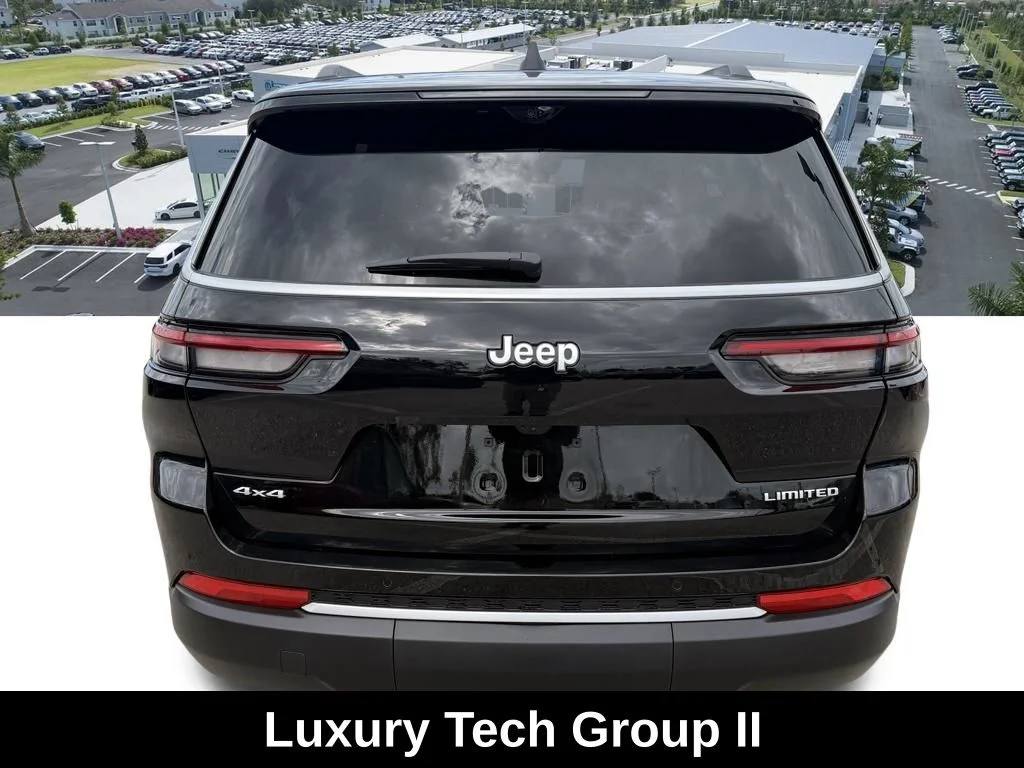 New 2026 Diamond Black Crystal Pearl-Coat Exterior Paint Jeep Limited image 5