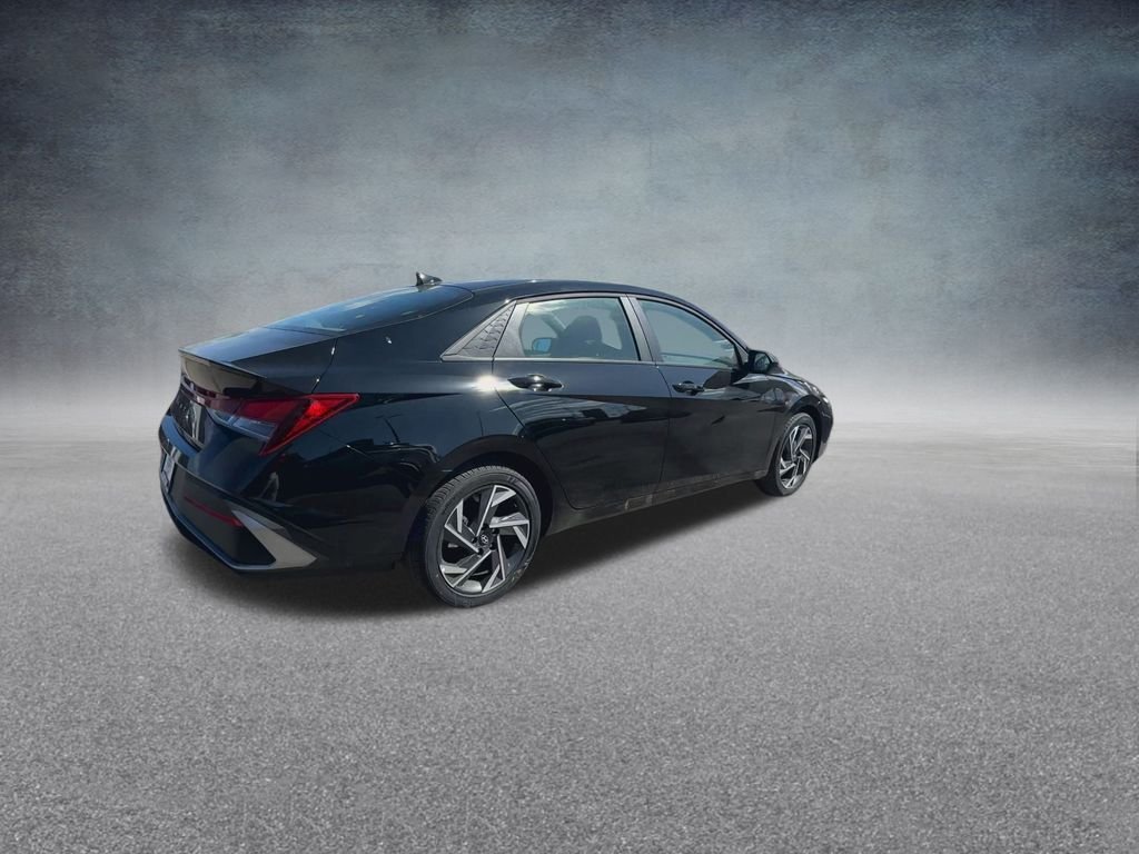 2025 Hyundai Elantra SEL - Photo 24