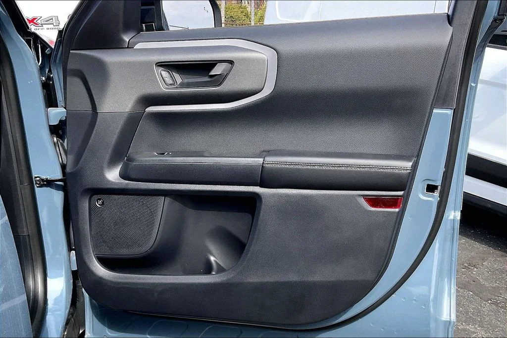 New 2025 Azure Gray Metallic Tri-Coat Ford Outer Banks® image 23